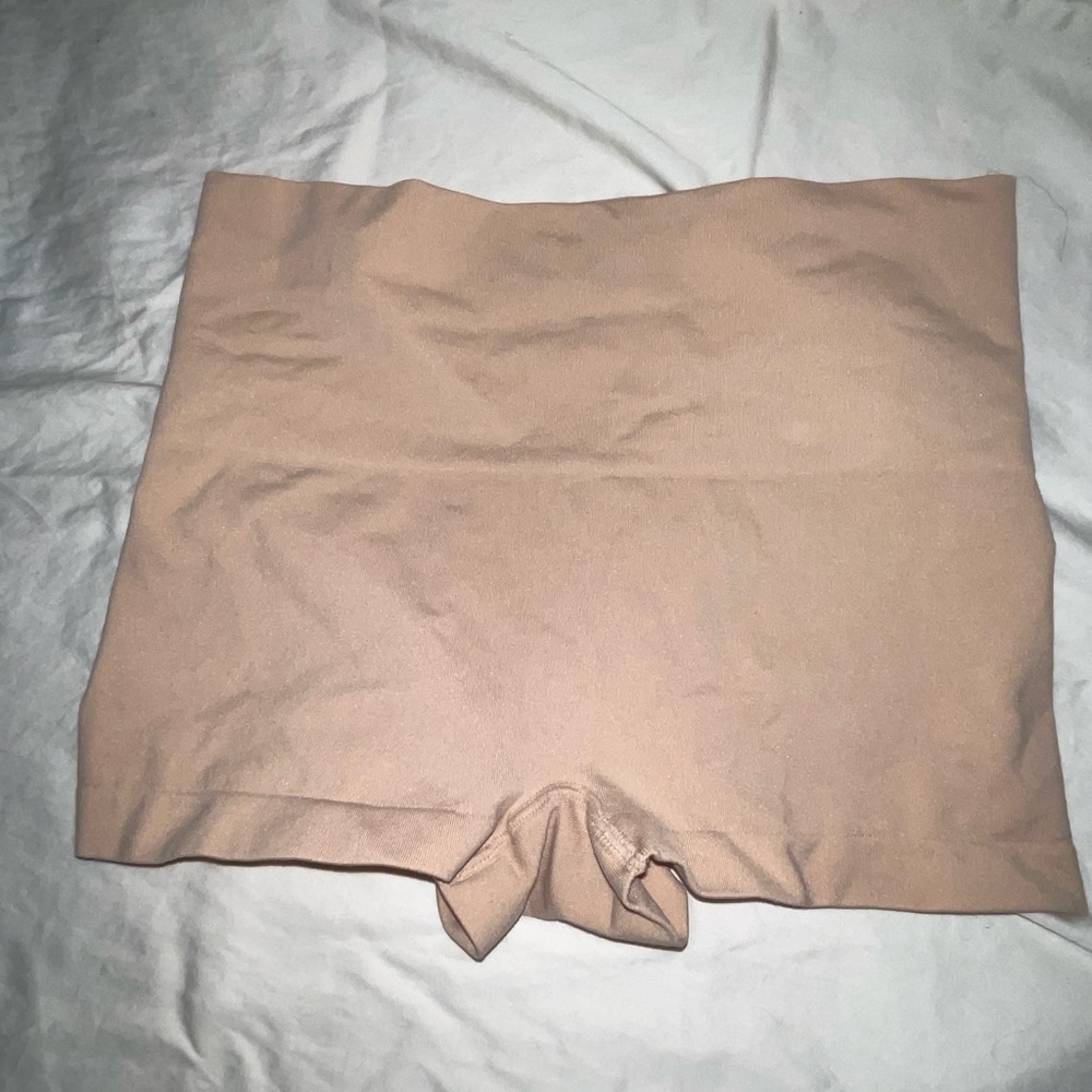 Spanx everyday shaping panties